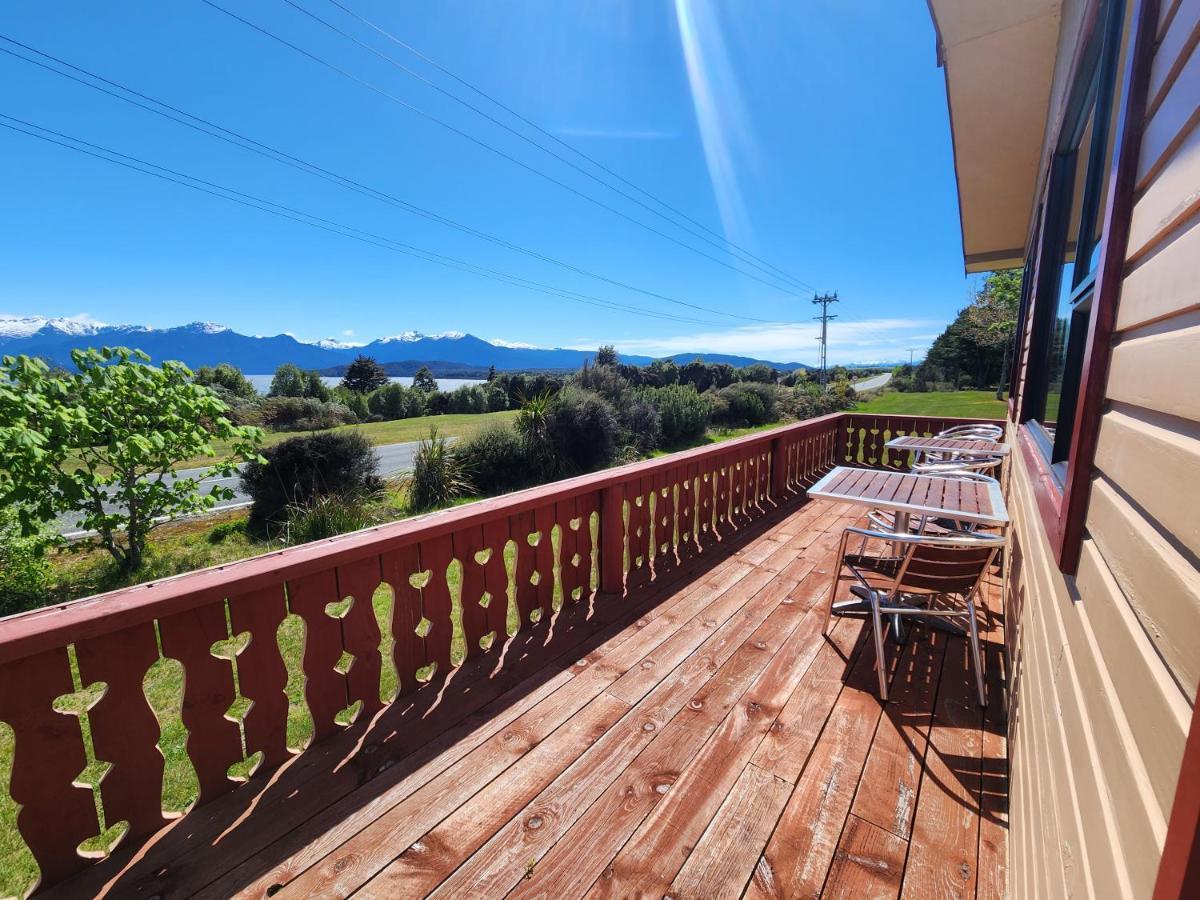 Manapouri Holiday Park Exterior photo